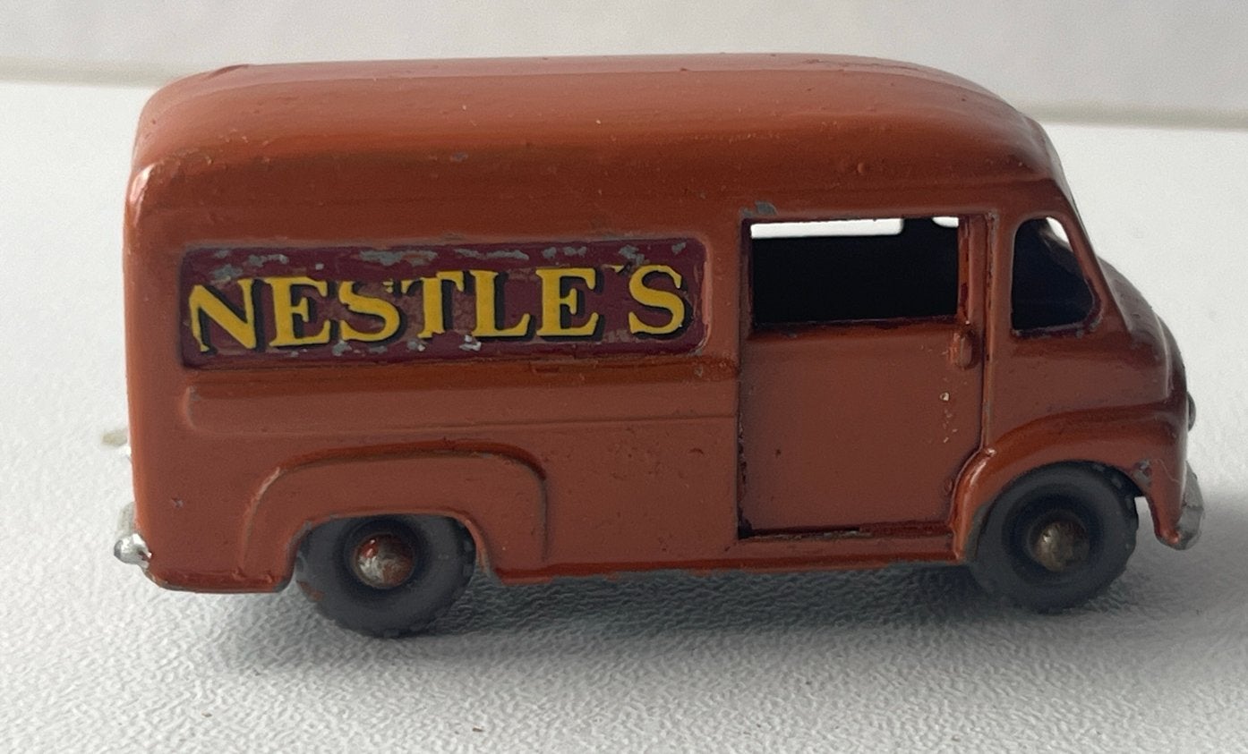 Vintage Matchbox Commer 3.0 CWT Van 'NESTLE'S', Ophalen of Verzenden, Gebruikt, Bus of Vrachtwagen