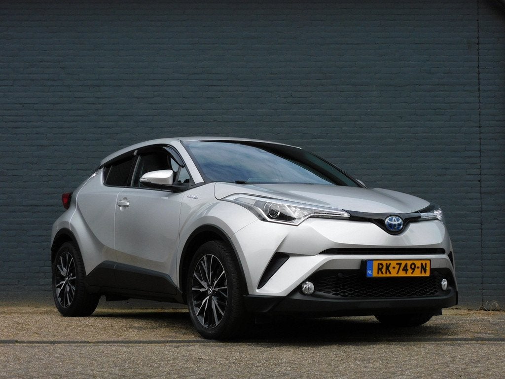 Toyota C-HR 1.8 Hybrid Dynamic TOPSTAAT! CAMERA! STOELVERWAR, Auto's, Stof, 4 cilinders, 26 km/l, Hybride Elektrisch/Benzine