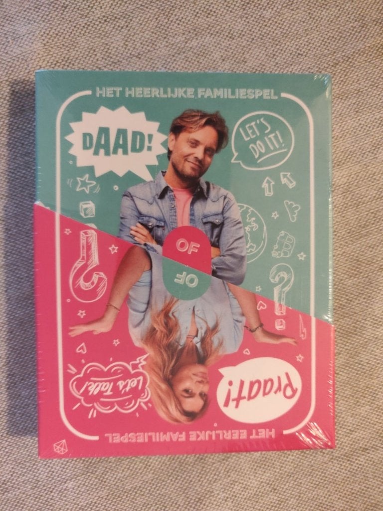 Gezelschapsspel, kaartspel Praat of Daad, nieuw, Hobby en Vrije tijd, Ophalen of Verzenden, Nieuw
