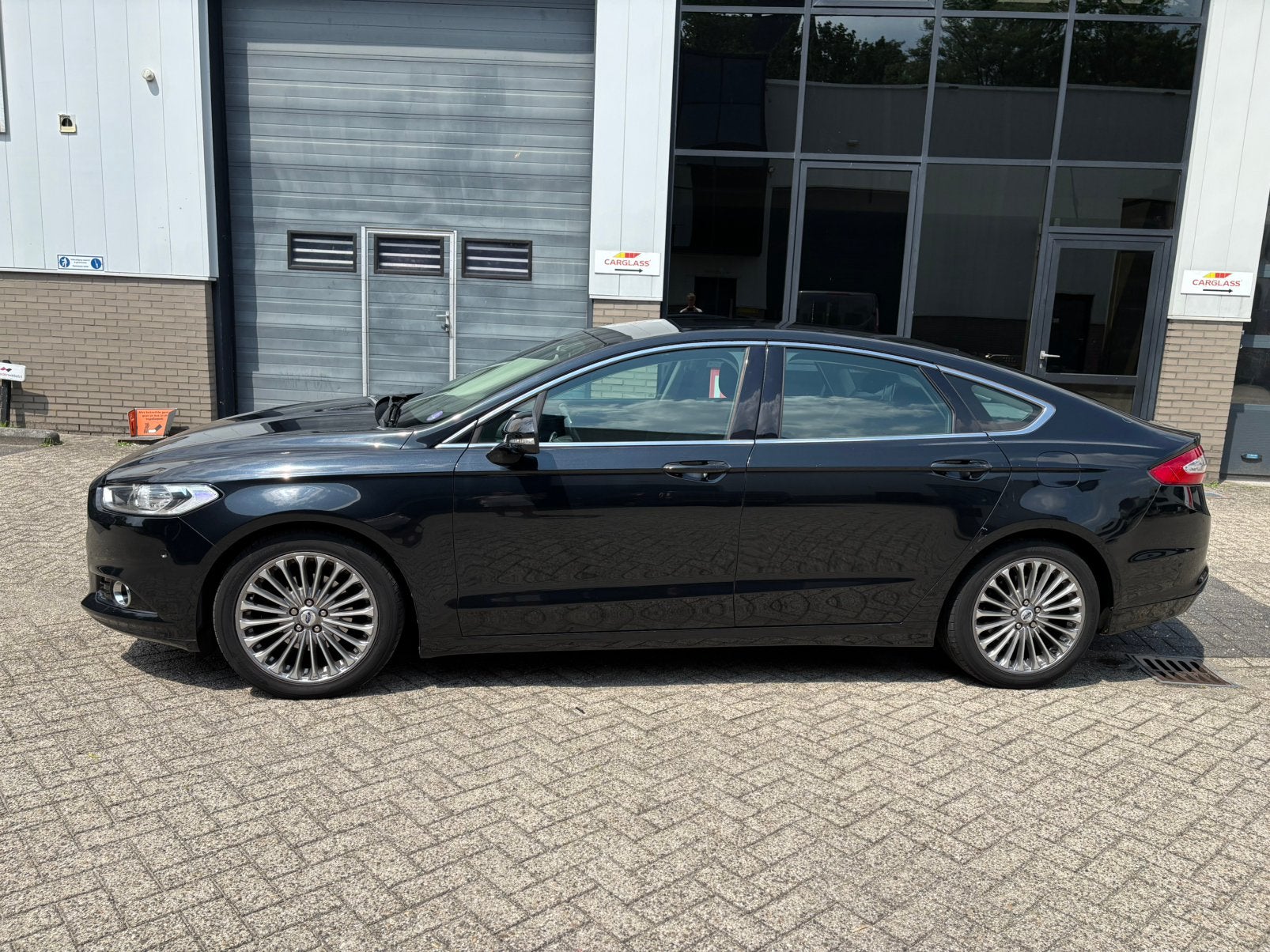 Ford Mondeo 1.5 Ecoboost 118KW 5-D 2016 Zwart, Auto's, Ford, 4 cilinders, Mondeo, 160 pk, Zwart