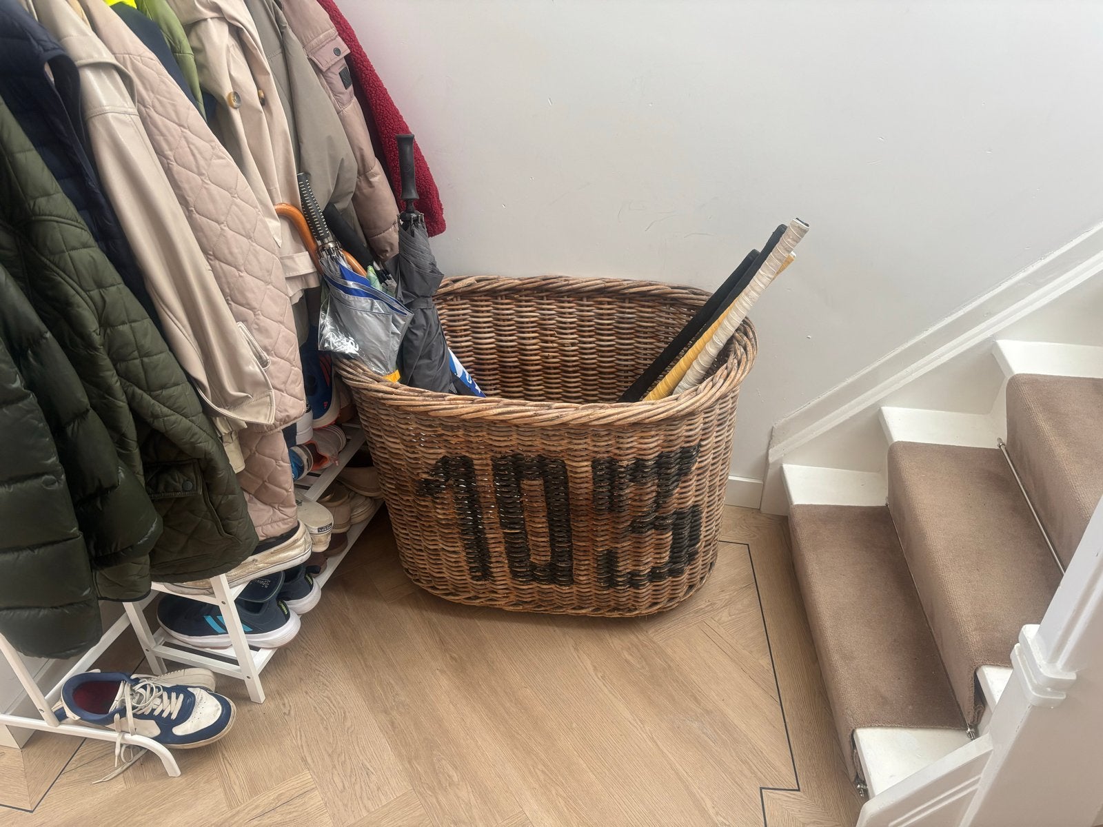 Brocante rieten wasmand / wasserijmand, Ophalen