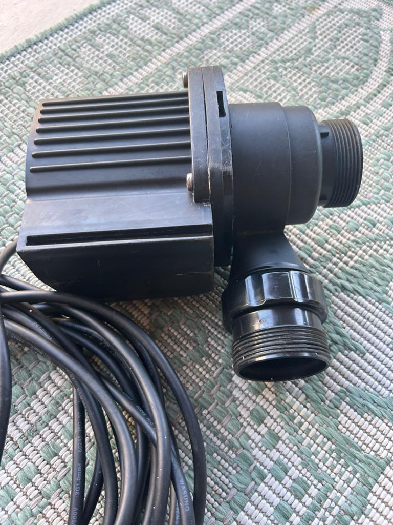 Te koop oase eco primium 4000 sterke en zuinige Vijverpomp, Ophalen, Zo goed als nieuw, Vijverpomp