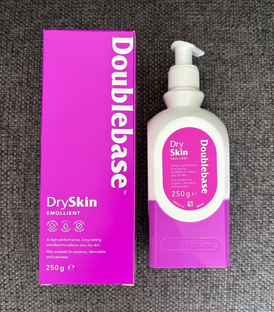 Te koop: Doublebase Dryskin crème, Ophalen of Verzenden, Nieuw, Bodylotion, Crème of Olie