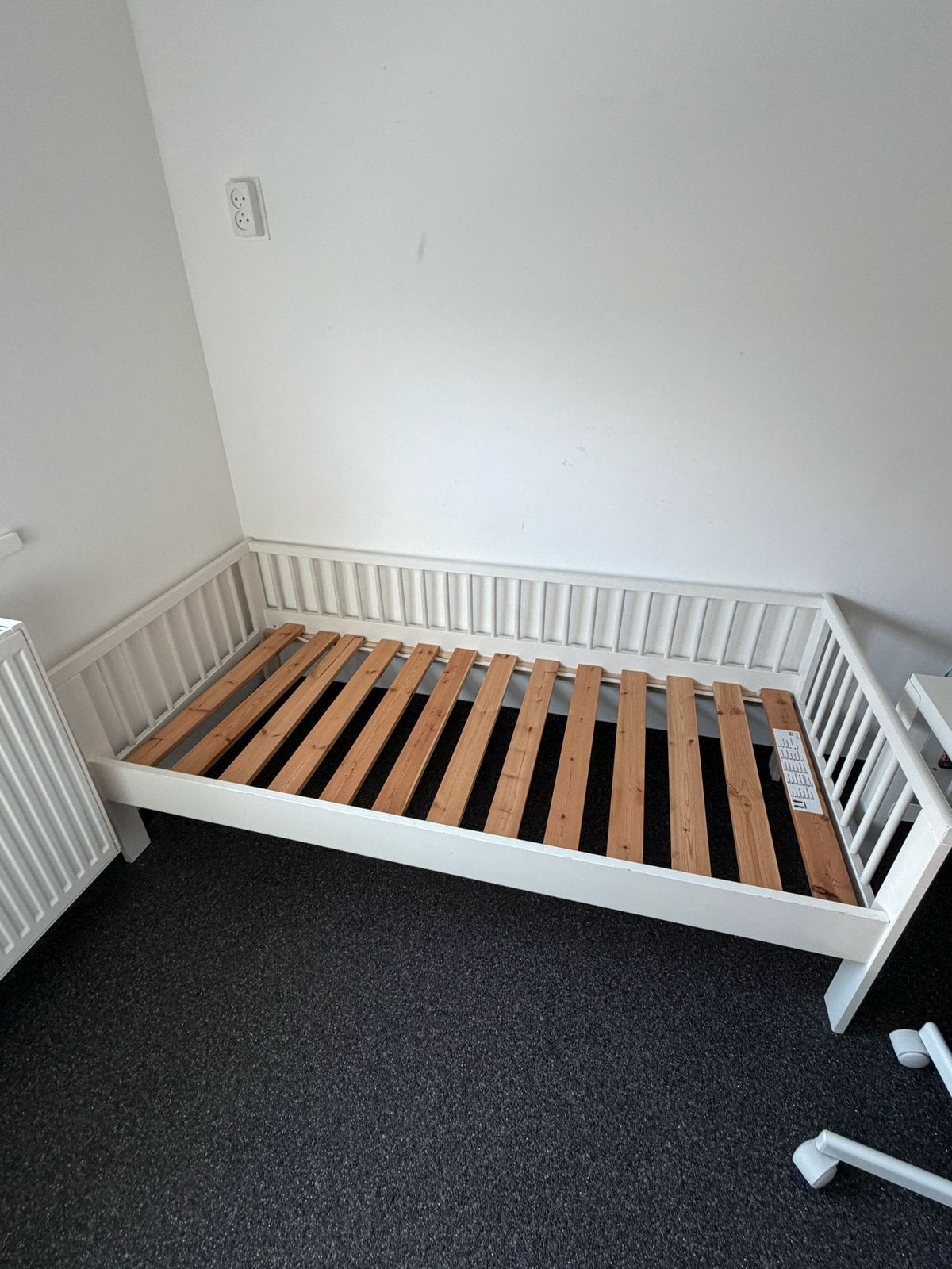 Kleuter bed, Ophalen, Gebruikt, Eenpersoons, Hout