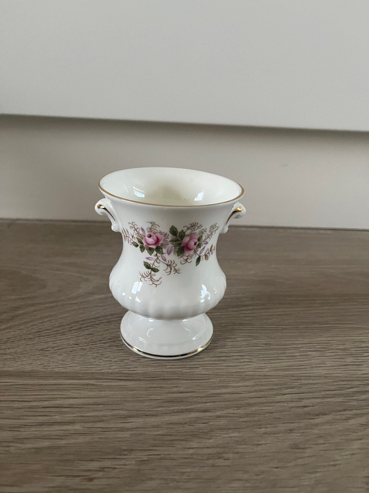 Royal Albert Lavender Rose Lepel Vaasje, Antiek en Kunst, Ophalen of Verzenden