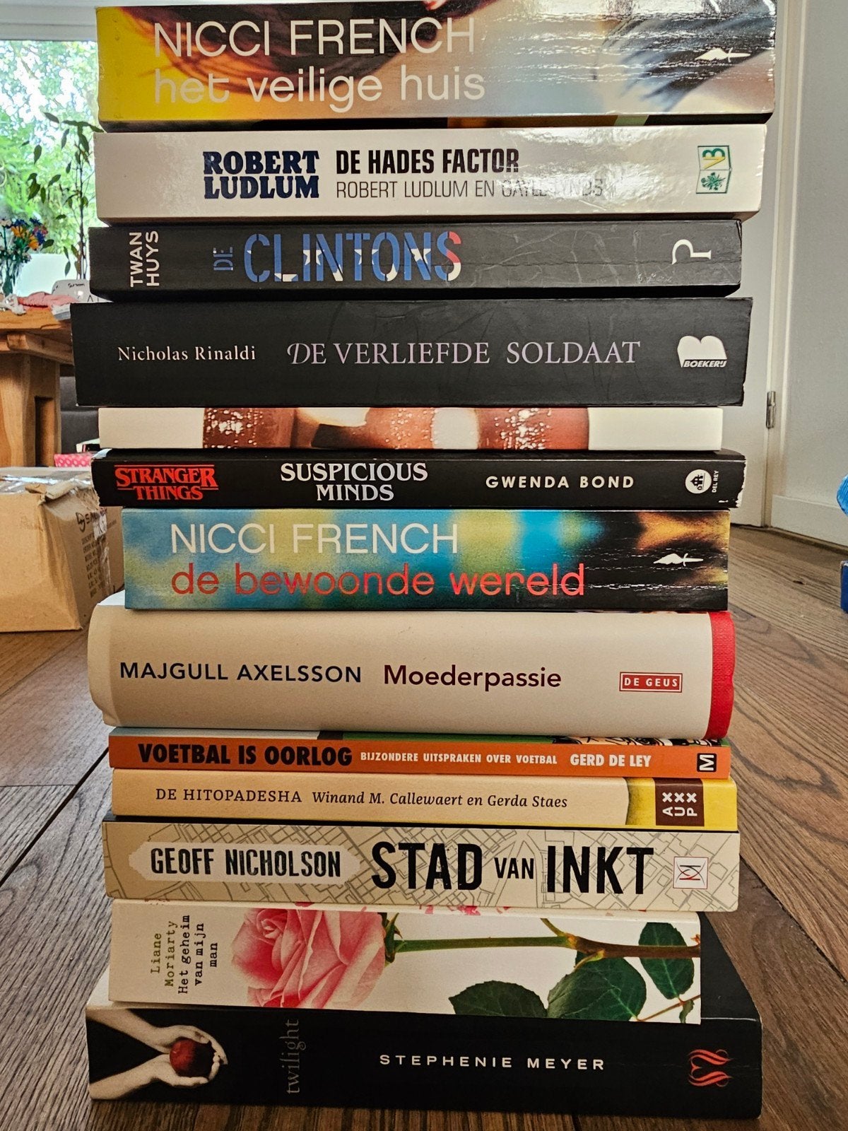Diverse boeken: thrillers, romans, non-fictie, Boeken, Ophalen of Verzenden, Gelezen, Diverse auteurs, Nederland