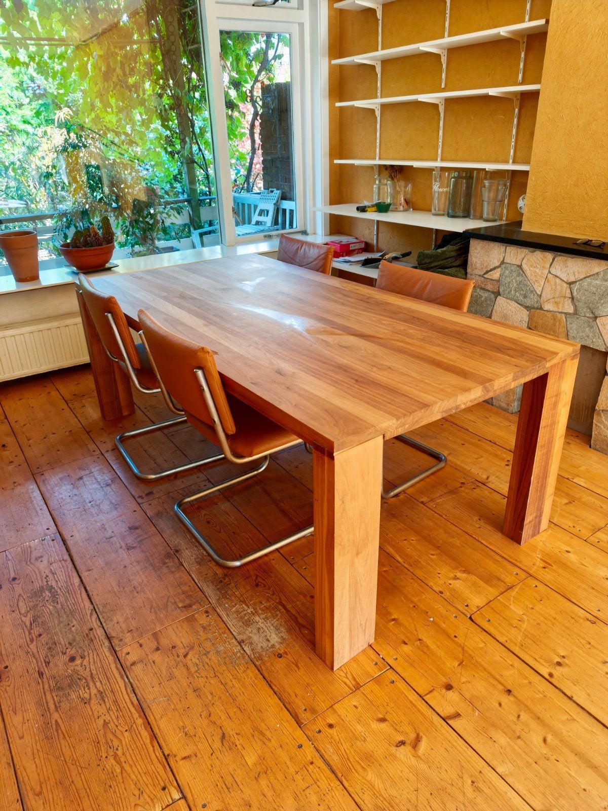 Houten eettafel met 4 stoelen, Gebruikt, 100 tot 150 cm, 150 tot 200 cm, Vier personen