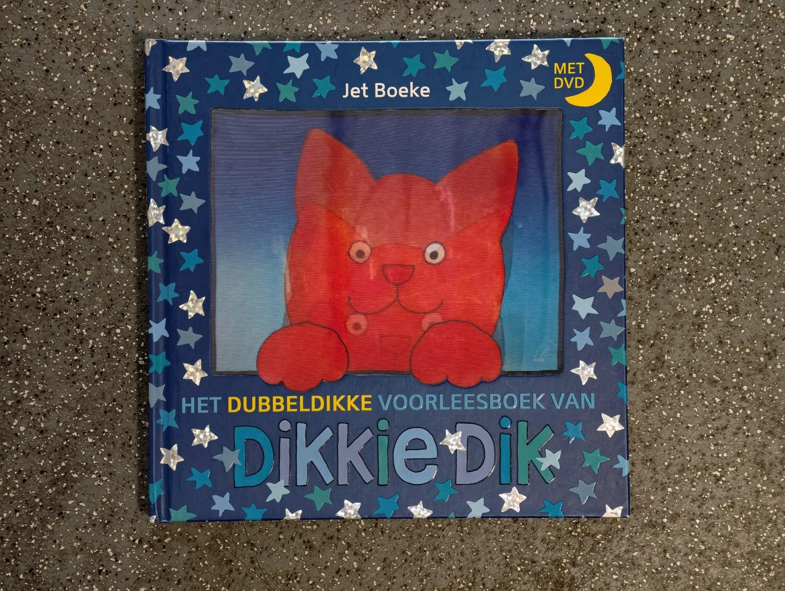 Boek met cd van Dikkie dik, Boeken, Ophalen of Verzenden, Zo goed als nieuw, 2 tot 3 jaar