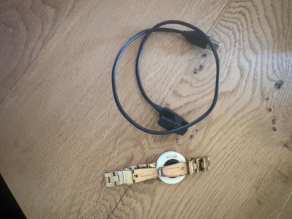 Garmin Lily Smartwatch Goud met Oplaadkabel, Hartslag, Ophalen of Verzenden, Zo goed als nieuw, Android