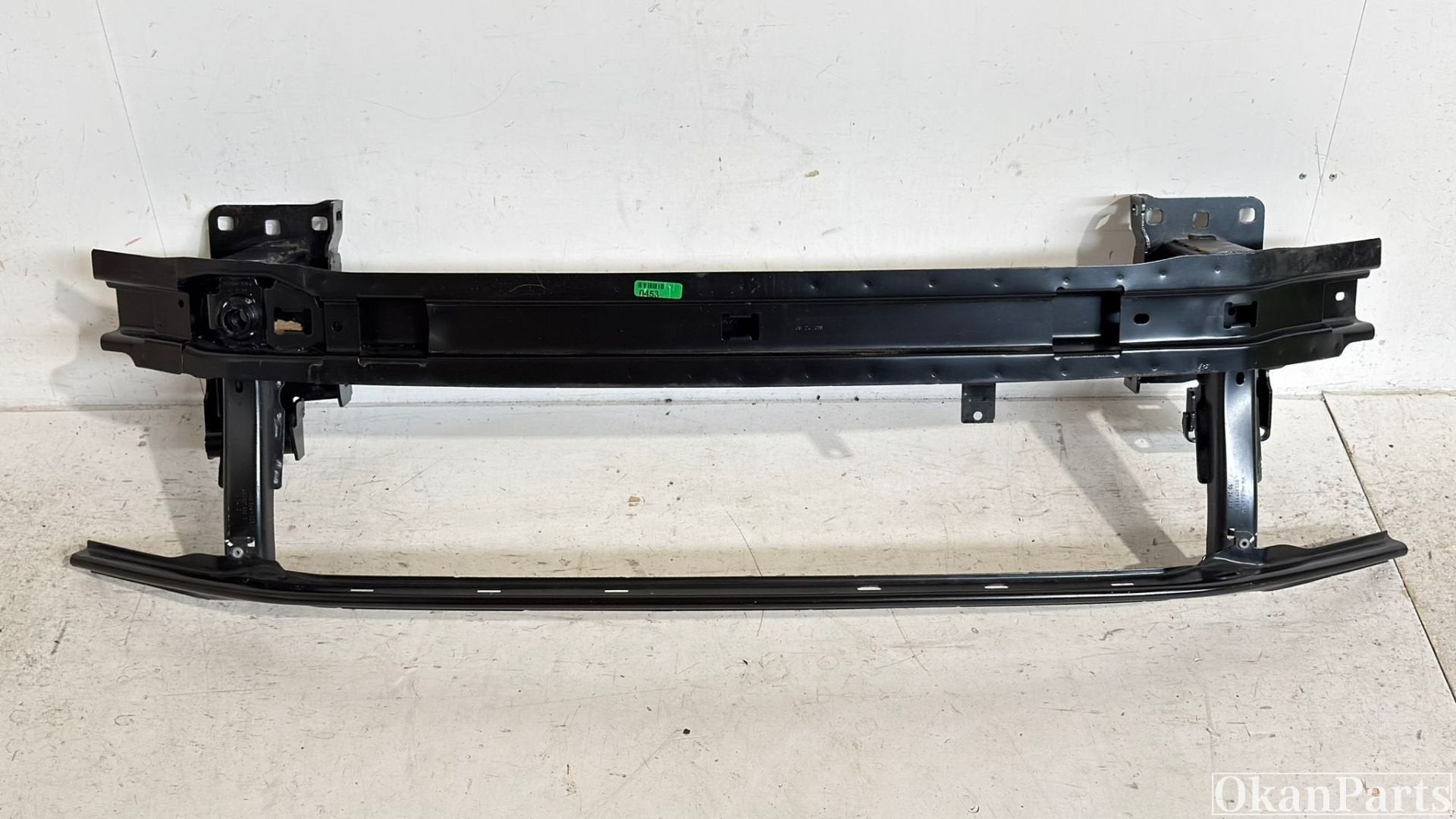 Volkswagen Polo 2G voor bumperbalk 2G0807109AC