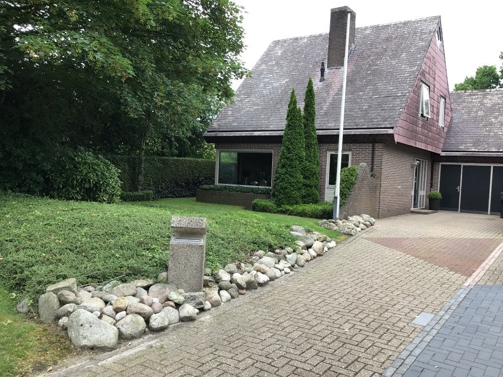 Te koop sfeervolle woning in Twijzel, Huizen en Kamers, Huizen te koop, 200 tot 500 m², Twijzel, Vrijstaande woning, Friesland