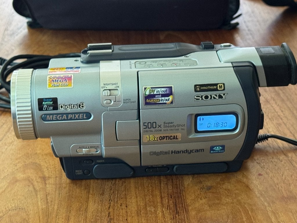 Sony Digitale videorecorder DCR-TRV730E, Ophalen, Mini dv, Gebruikt, 20x of meer