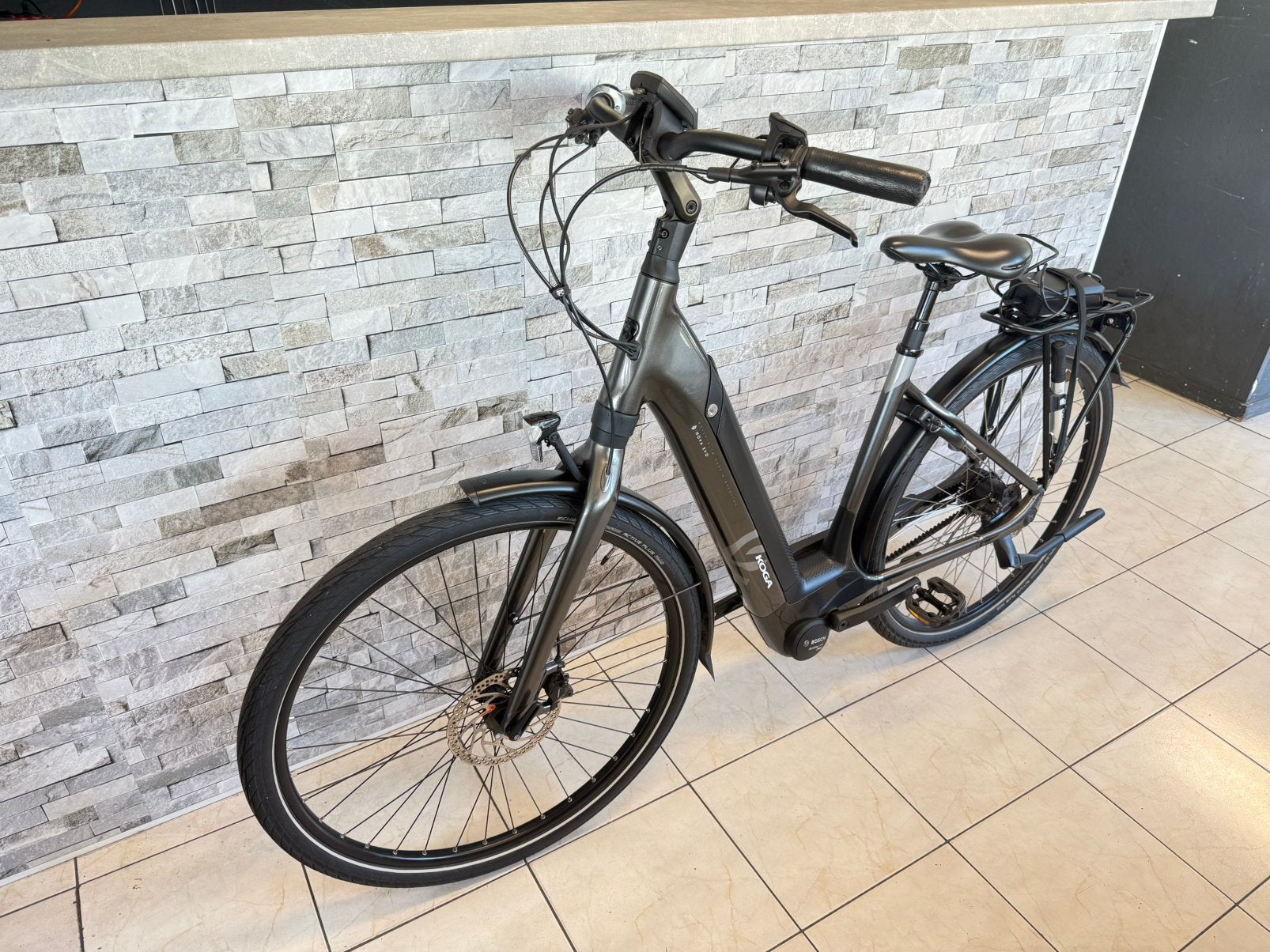 NIEUWSTAAT KOGA E-Nova TOTAAL 2600km Bosch Active Line Plus, Zo goed als nieuw, /, Ophalen, Overige merken
