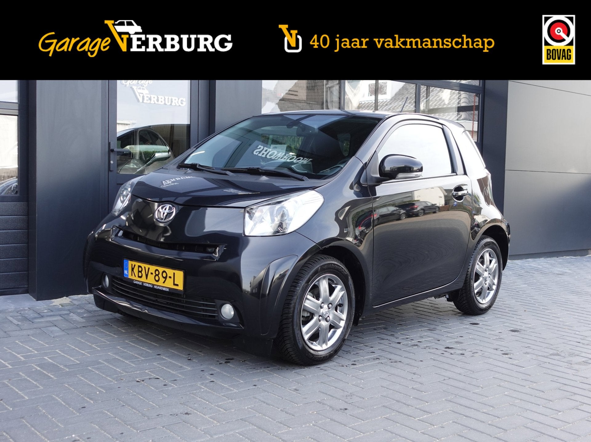 Toyota IQ 1.0 VVTi Executive (Navigatie,Keyless entry,Climat, Stof, Gebruikt, Zwart, 4 stoelen