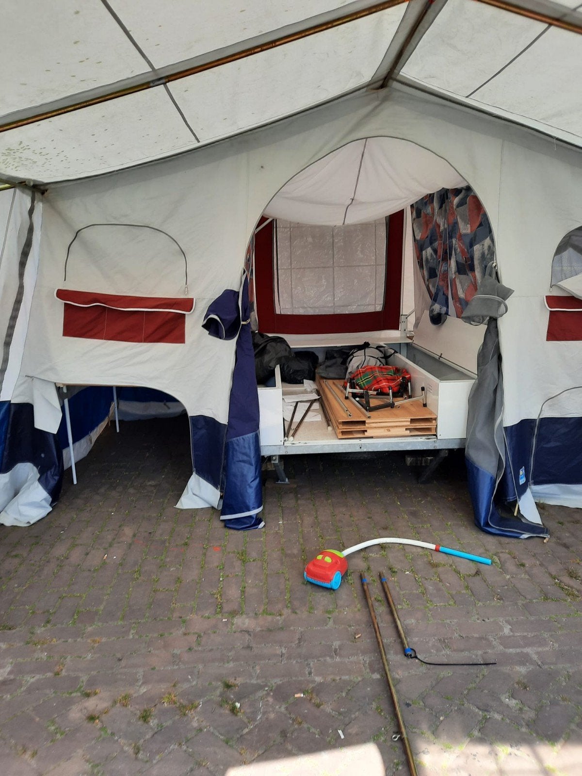 JAMET ARIZONA VOUWWAGEN TE KOOP, Ophalen, Beerens metaalwerken, Aanwezig, Forellenweg 28 4941 SJ Raamsdonksveer