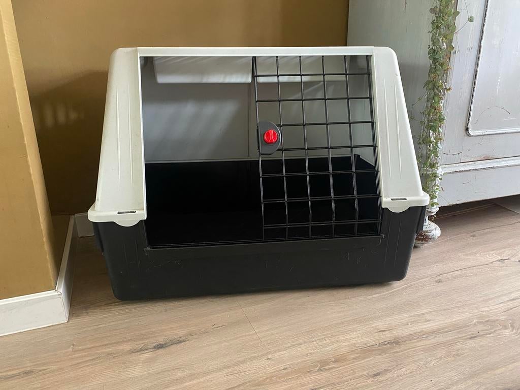 Hondenbench Ferplast 82 cm breed, Ophalen, Zo goed als nieuw