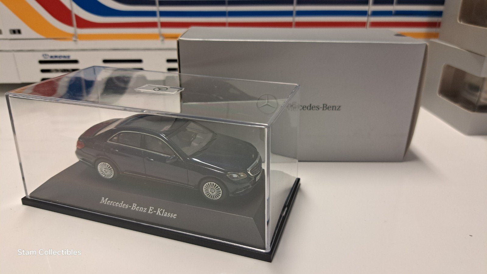 Kyosho Mercedes-Benz W213 Mopfl. Canvasit Blue Metallic, Hobby en Vrije tijd, Modelauto's | 1:43, Zo goed als nieuw, Auto, Kyosho