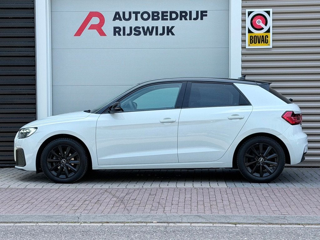 Audi A1 Sportback 25 TFSI Edition AppleCarPlay/Xenon, Auto's, Audi, Euro 6, Wit, Bedrijf, 1100 kg