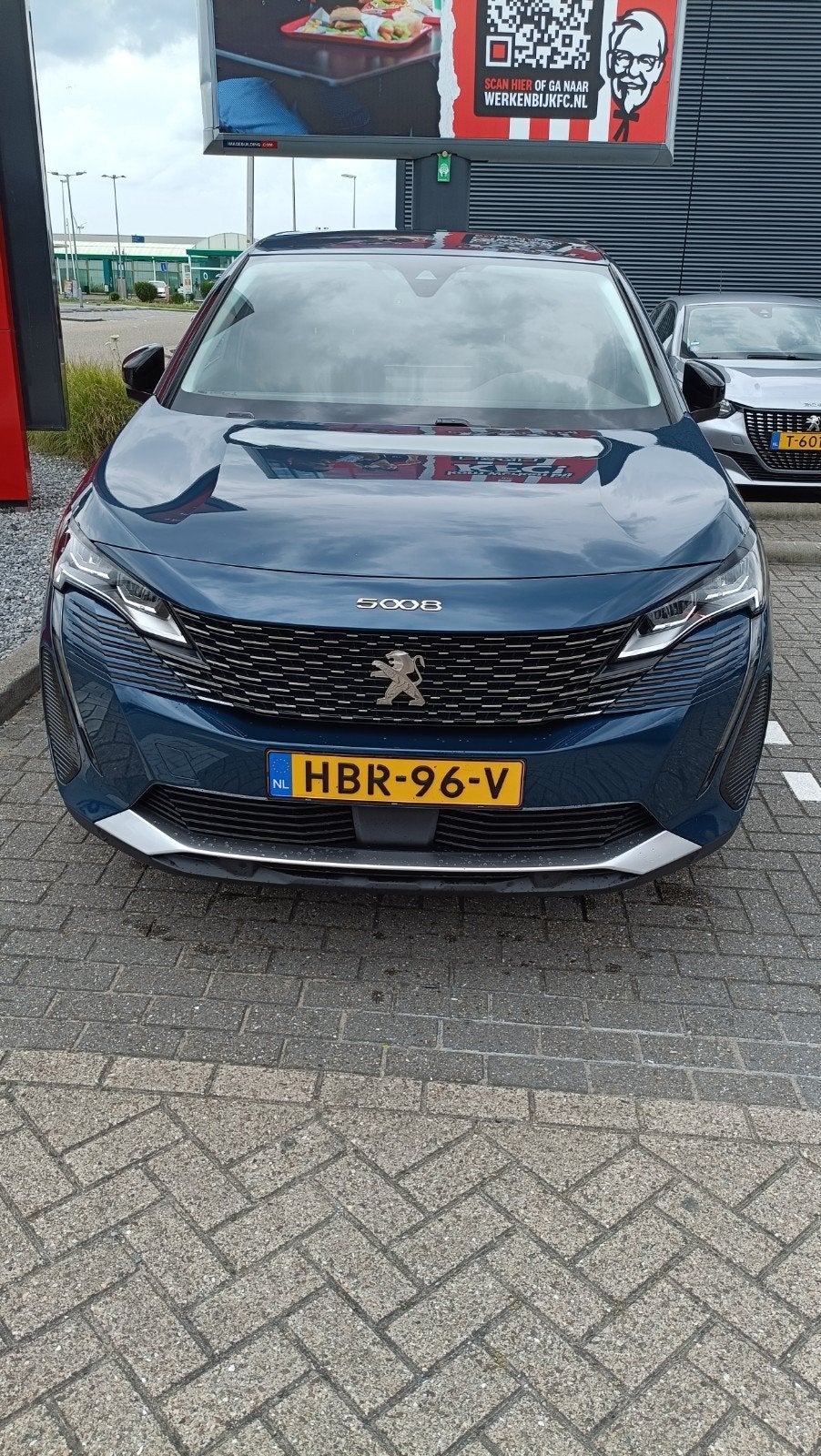Peugeot 5008 1.2 Puretech 130pk S&S Eat8 2022 Blauw, 1199 cc, Blauw, 7 stoelen, 3 cilinders