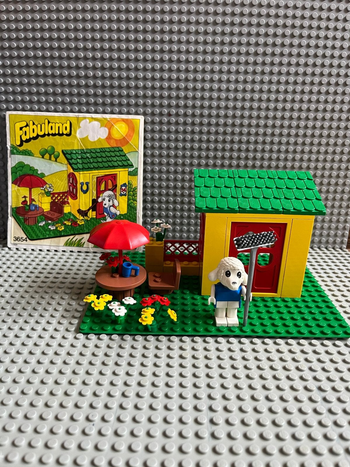 LEGO Fabuland 3654 Lisa Lamb's House/Cottage, Gebruikt, Overige thema's, Lego, Compleet