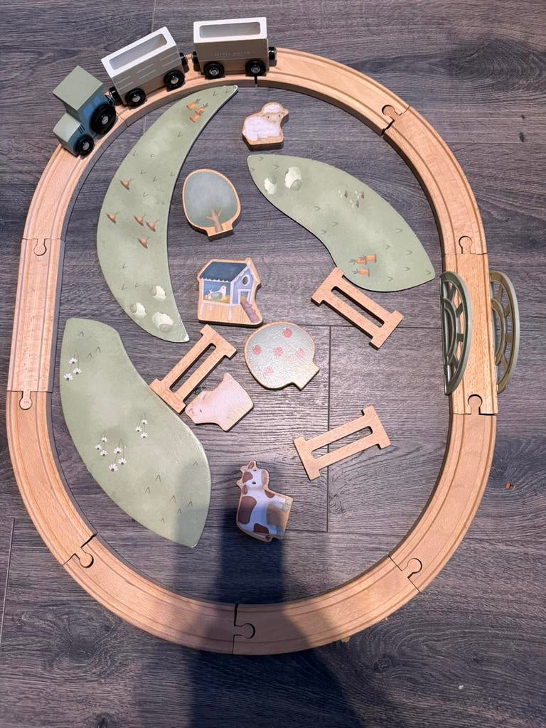 Treinbaan little dutch, Kinderen en Baby's, Speelgoed | Houten speelgoed, Ophalen of Verzenden
