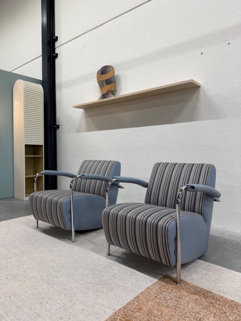2 Als nieuw Leolux Scylla fauteuil blauw leer stof stoel