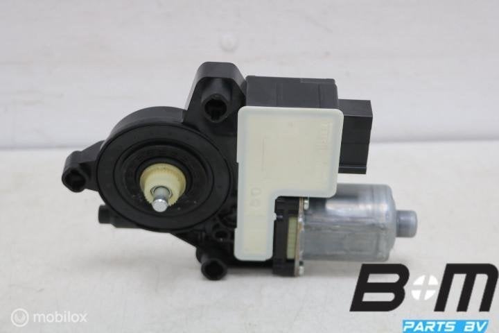 Raammotor rechtsvoor VW Polo 2G 2Q1959882, Gebruikt