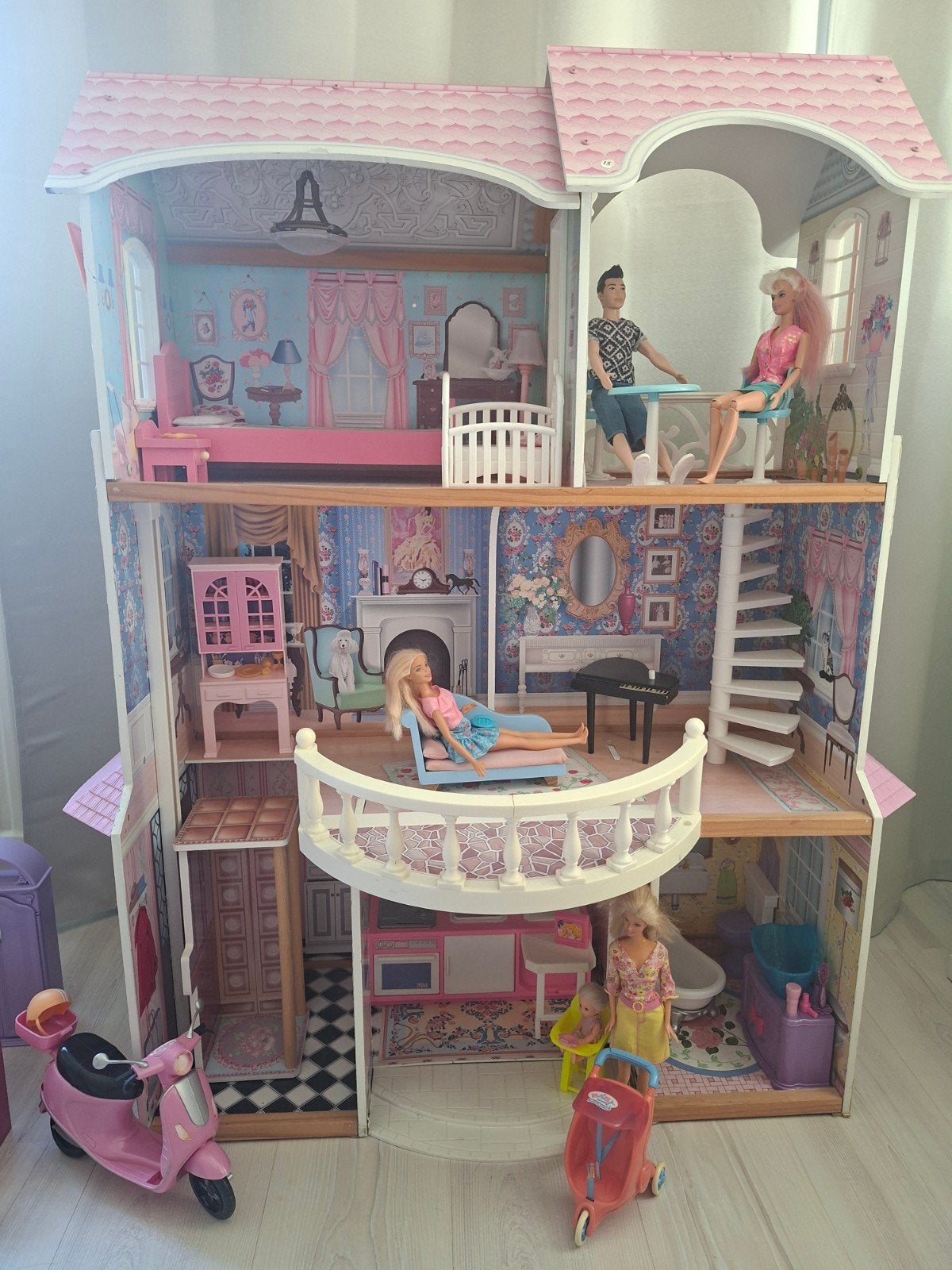 Groot Barbie Poppenhuis met Meubels, Poppen en Accessoires, Ophalen, Gebruikt, Poppenhuis