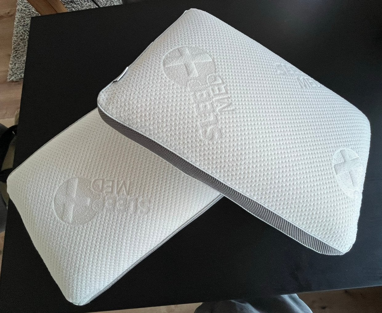 Set van 2 SleepMed hoofdkussens, memory foam, z.g.a.n., Eenpersoons, Wit, Katoen, Ophalen of Verzenden