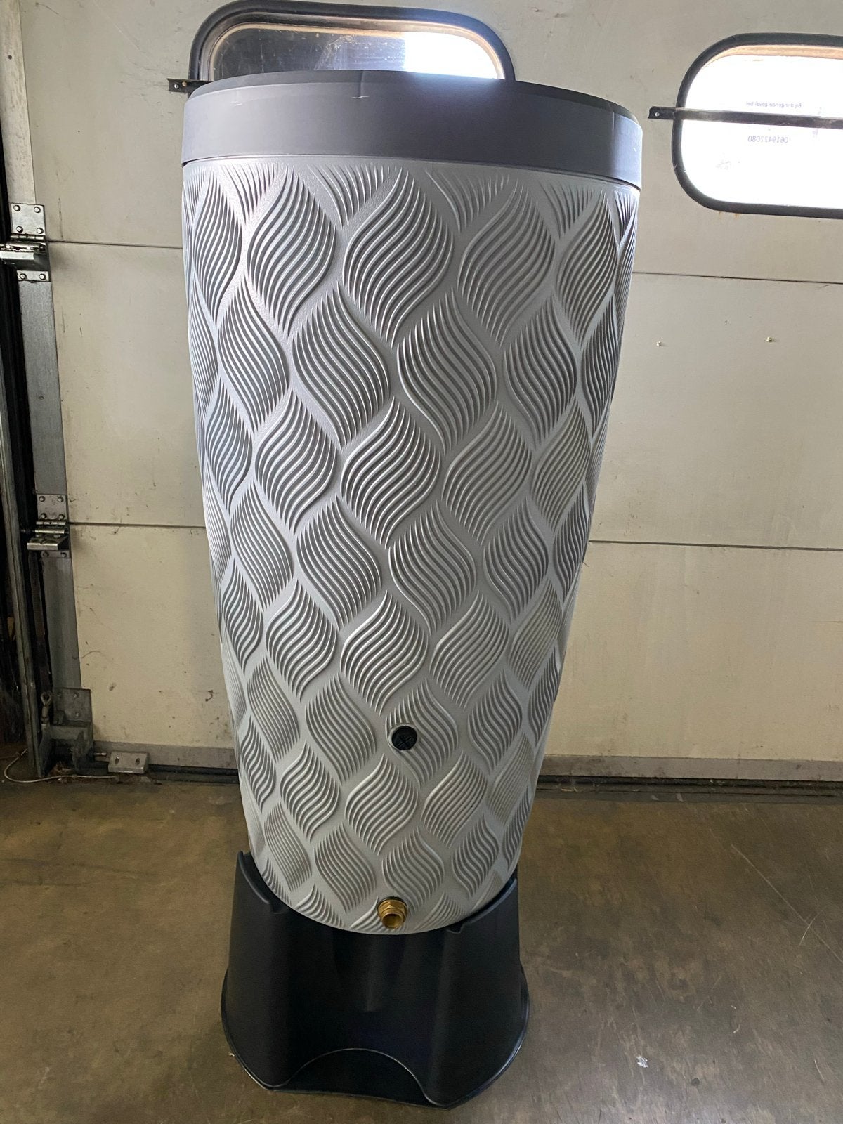 Design Regenton 240L met Bloembak, Kraan & Vulautomaat, Tuin en Terras, Regentonnen, Ophalen, Kunststof, Met kraantje, 150 liter of meer