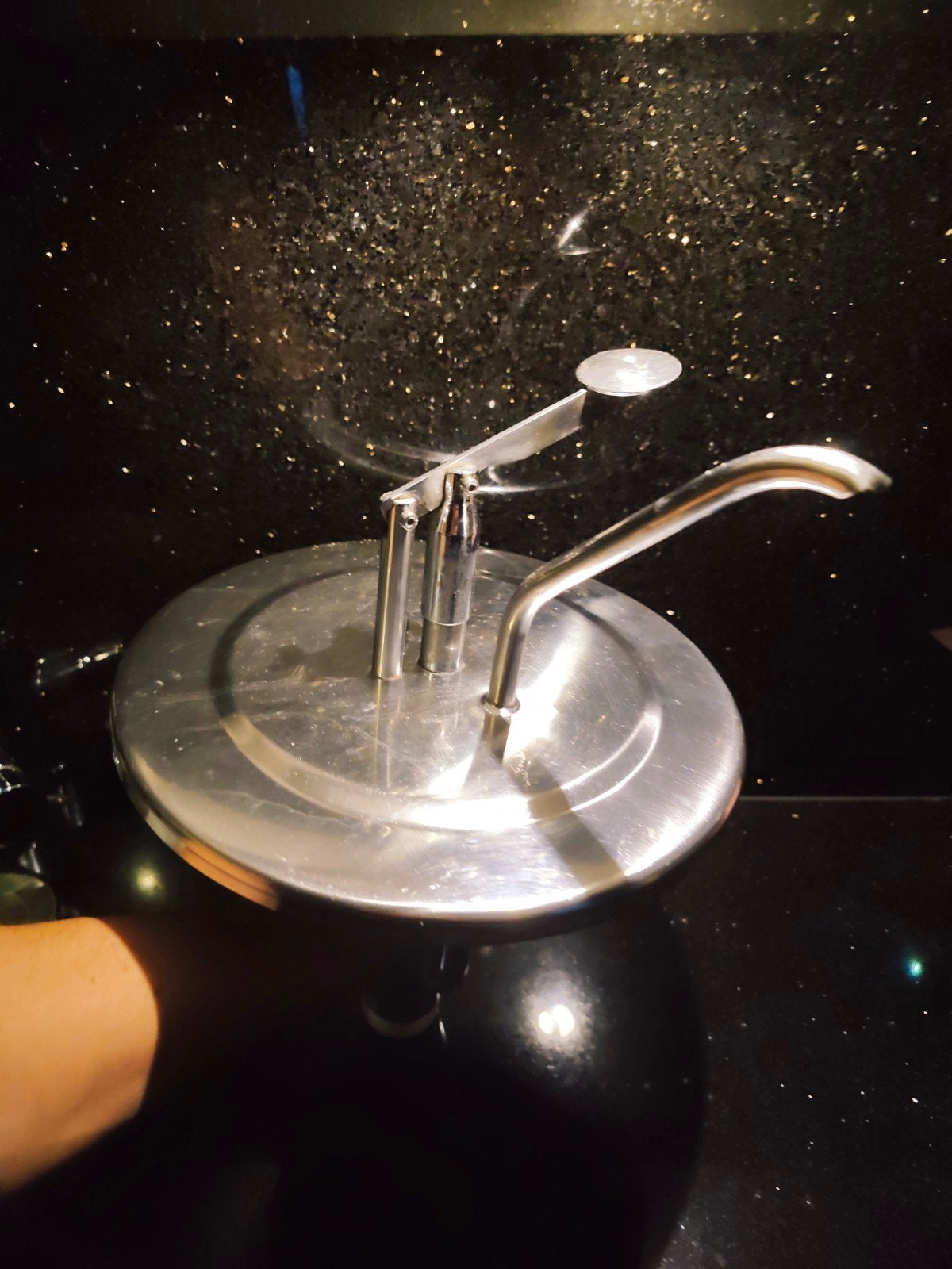 Saus dispenser of pompdispenser, Ophalen, Gebruikt