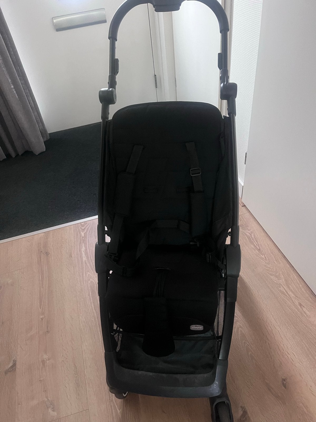 Chicco kinderwagen/buggy - Compact en lichtgewicht, Ophalen, Zo goed als nieuw, Kinderwagen, Overige merken