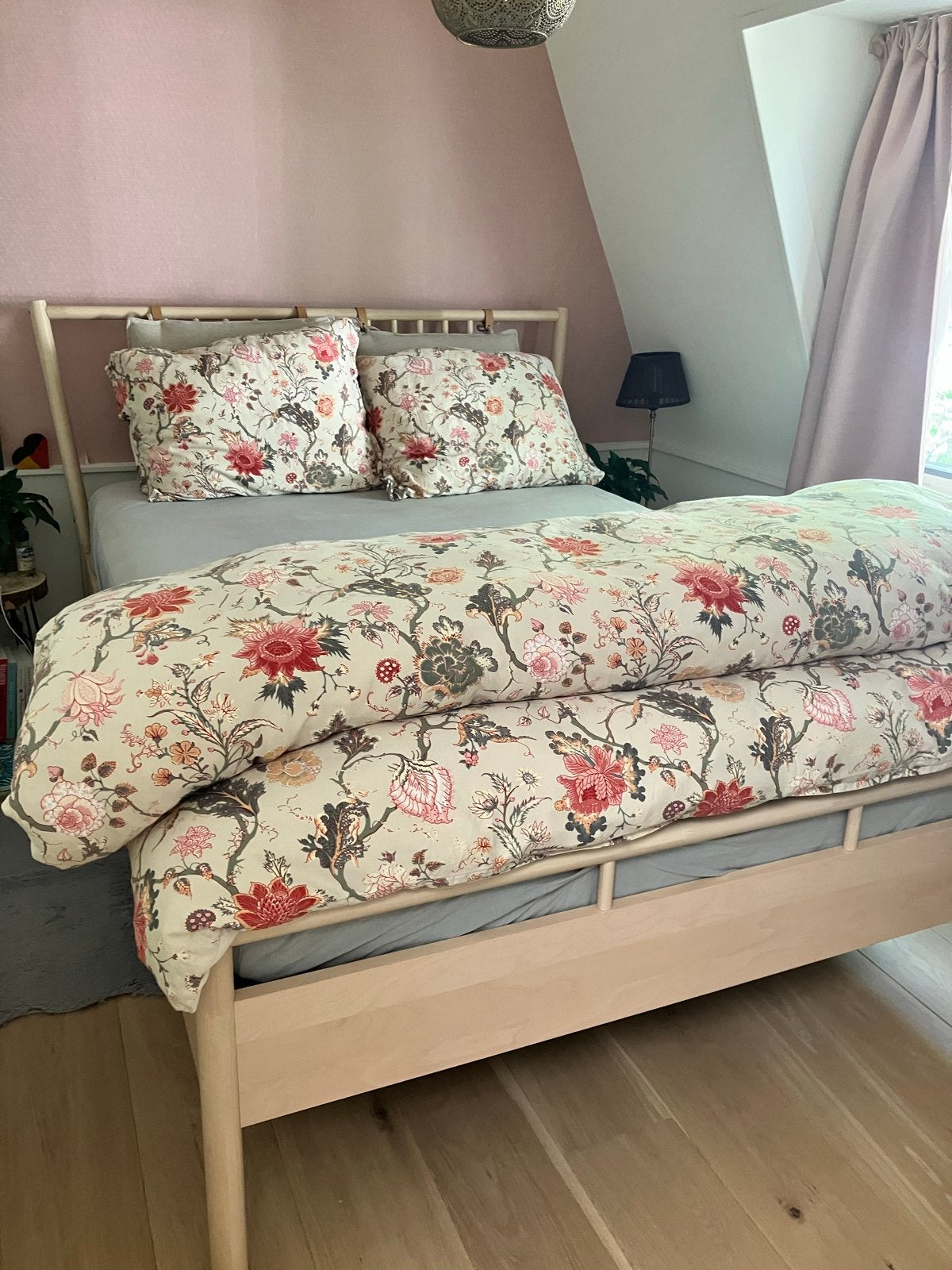 Mooi tweepersoonsbed met houten frame Björksnäs, Ophalen, Beige, Tweepersoons, 140 cm
