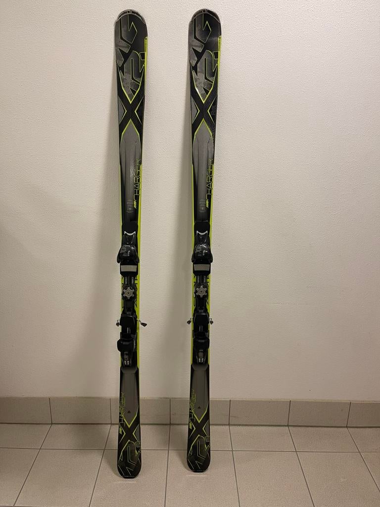 K2 amp charger skis 186cm, 100 tot 140 cm, Zo goed als nieuw, Ski's, Ophalen