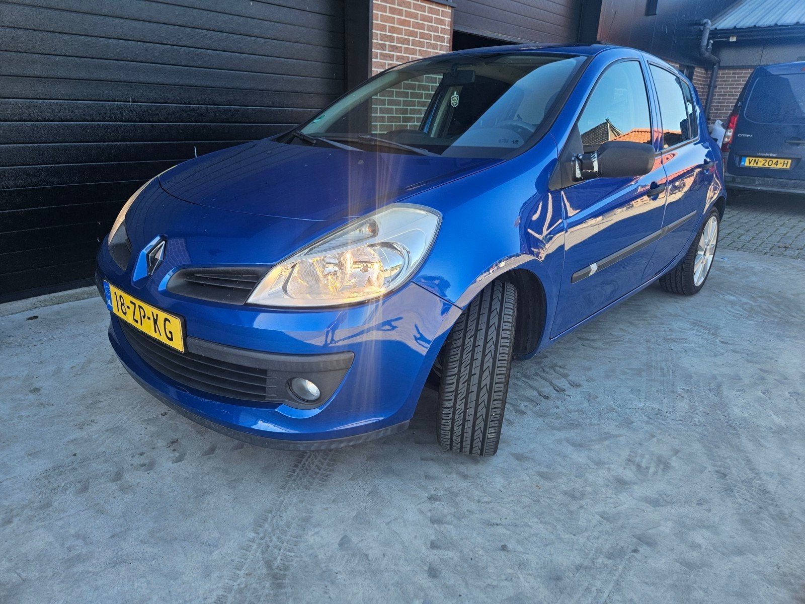 Renault Clio 1.2 16V 55KW 5-DRS E4 2008 Blauw, Auto's, Voorwielaandrijving, 74 pk, 4 cilinders, Blauw