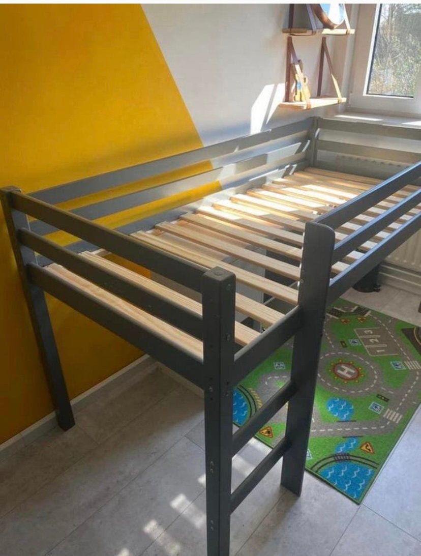 Stevige hoogslaper halfhoog, Ophalen, Eenpersoons, Zo goed als nieuw, 90 cm