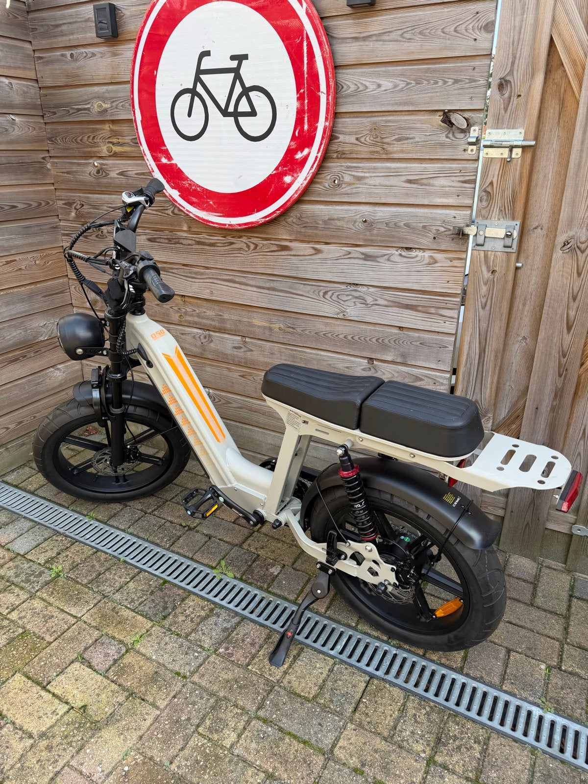 Zo goed als nieuwe fatbike - Slechts 25 km gefietst, Fietsen en Brommers, Zo goed als nieuw, Minder dan 47 cm, 50 km per accu of meer