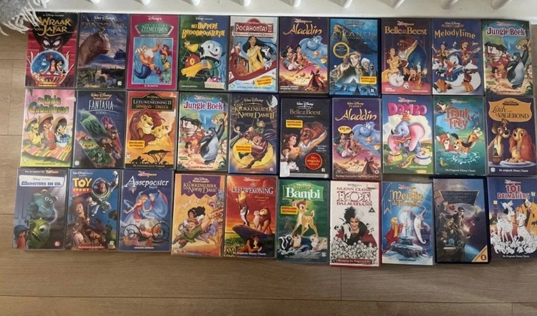 52 Disney videobanden classics, Verzamelen, Ophalen of Verzenden, Gebruikt