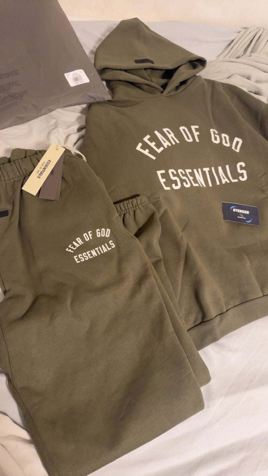 Essentials pak maat Xs-S-M-L, Kleding | Heren, Ophalen of Verzenden, Nieuw