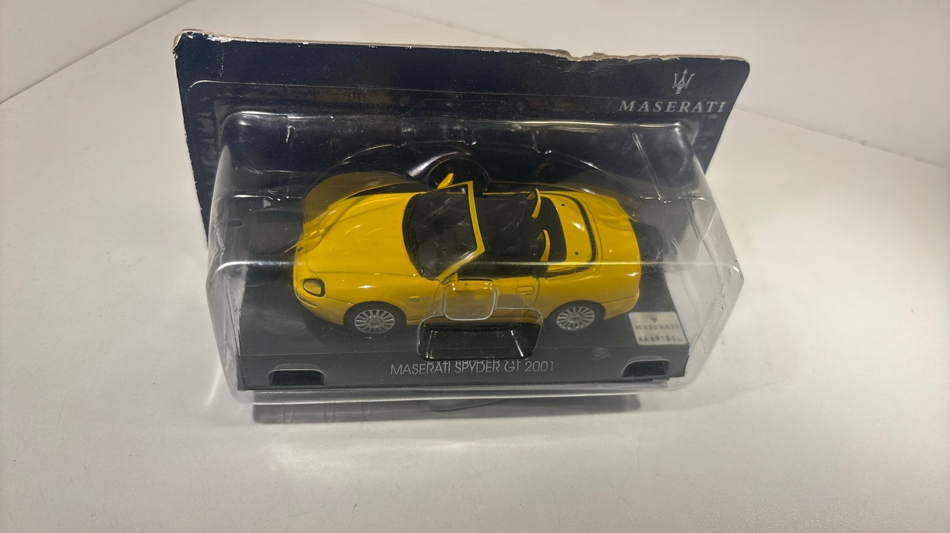 Maserati spyder gt 2001 die cast 1.43, Overige merken, Auto, Ophalen of Verzenden, A