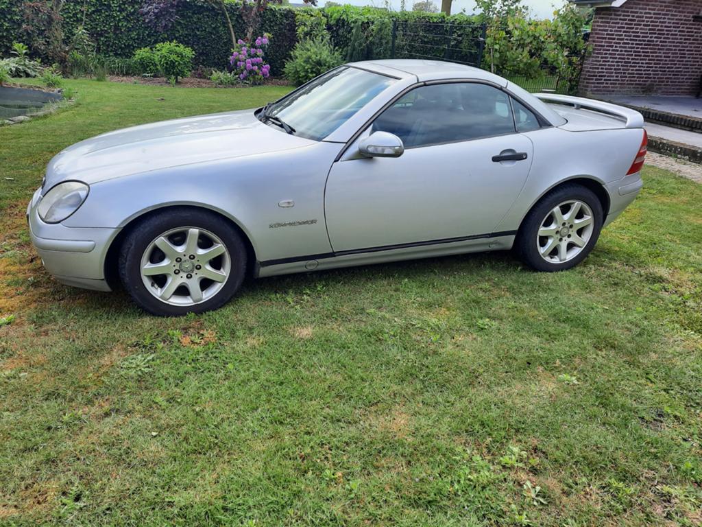 Mercedes-Benz SLK 2.0 Slk200 Roadster 1998 Grijs, 1998 cc, Zwart, 4 cilinders, Cabriolet