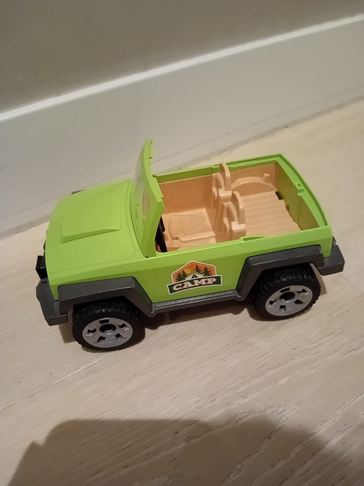 Playmobil camping jeep, Kinderen en Baby's, Speelgoed | Playmobil, Losse onderdelen, Voertuig, Ophalen of Verzenden, Zo goed als nieuw
