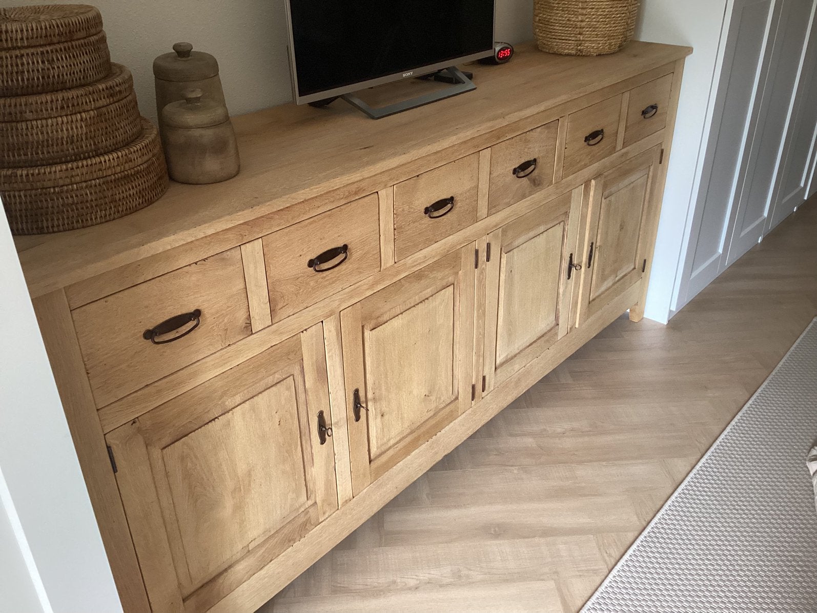 Massief Eiken houten dressoir, Huis en Inrichting, Kasten | Dressoirs, Ophalen, Gebruikt, Eikenhout, 200 cm of meer