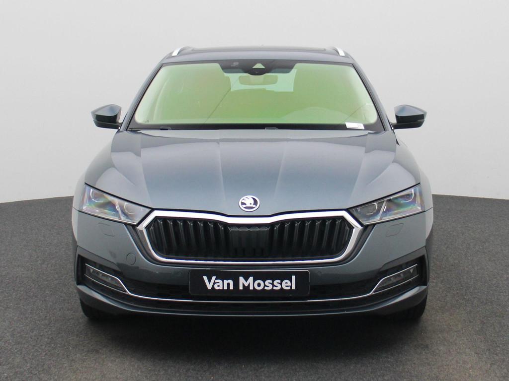 Skoda Octavia Combi 1.5 e-TSI Business Edition Plus | ELEKTR, Auto's, Skoda, 12 maanden, Euro 6, 4 cilinders, 1283 kg