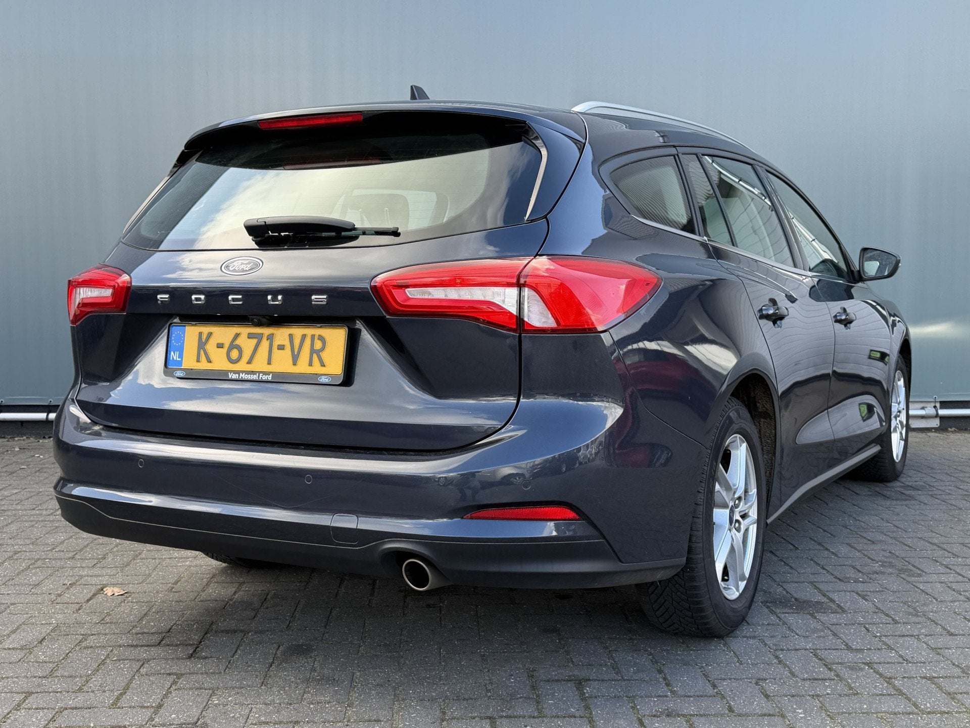 Ford FOCUS Wagon BWJ 2021 1.0 EcoBoost 101 PK Trend Edition, Gebruikt, Met garantie (alle), Origineel Nederlands, Grijs