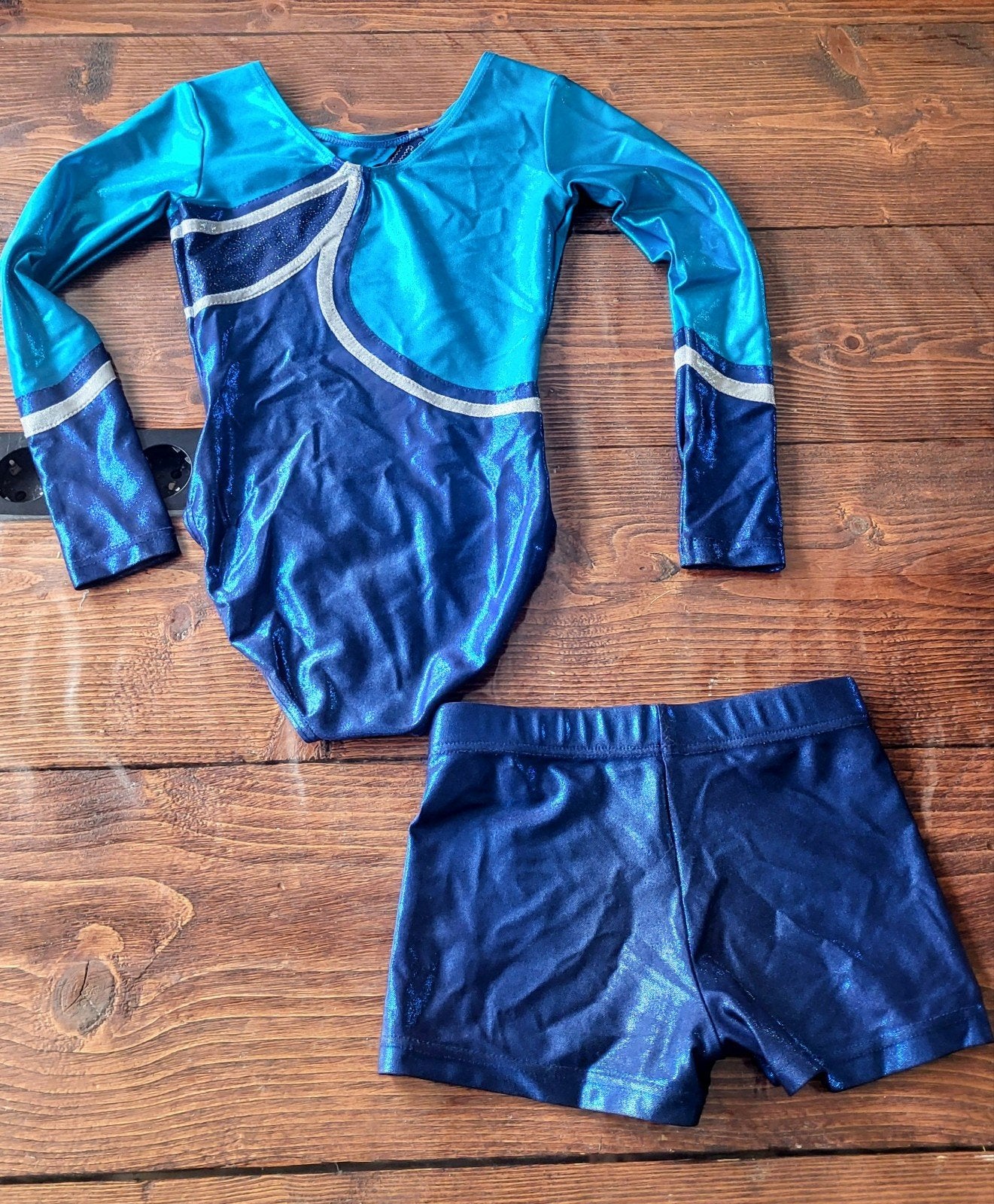 Turnpakje met bijpassend broekje - Maat 140/ 152, Kindermaat 146 t/m 176, Ophalen of Verzenden, Zo goed als nieuw, Blauw