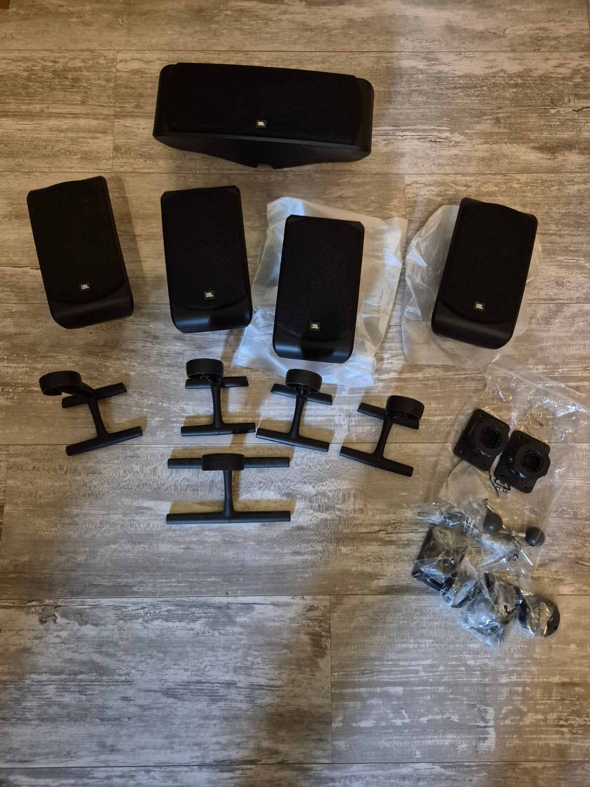 JBL 5.1 Home Cinema Speakerset (Subwoofer, Beugels & Kabels), Ophalen, Inclusief standaarden, Gebruikt, JBL