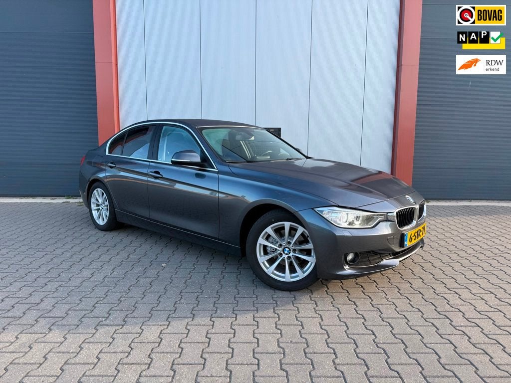 BMW 3-serie 320i EfficientDynamics Edition Business, Auto's, Gebruikt, 4 cilinders, Handgeschakeld, 19 km/l