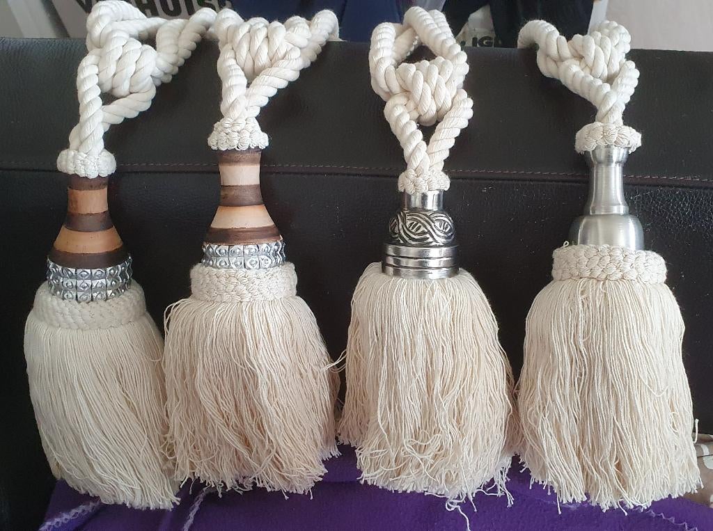 Gordijnklossen créme. Tussen 67 - 70 cm, Ophalen of Verzenden, Gebruikt, Beige, Overige materialen