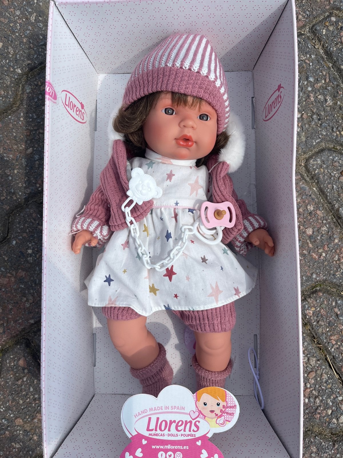 Llorens pop met jasje, muts en speen - Zo goed als nieuw, Ophalen, Zo goed als nieuw, Babypop